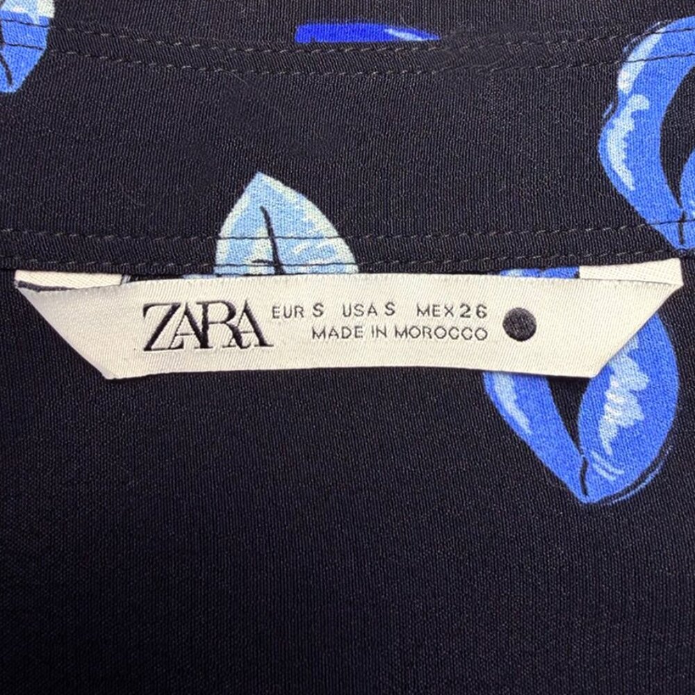ZARA Button Down Top With Printed Lips Pattern - image 8